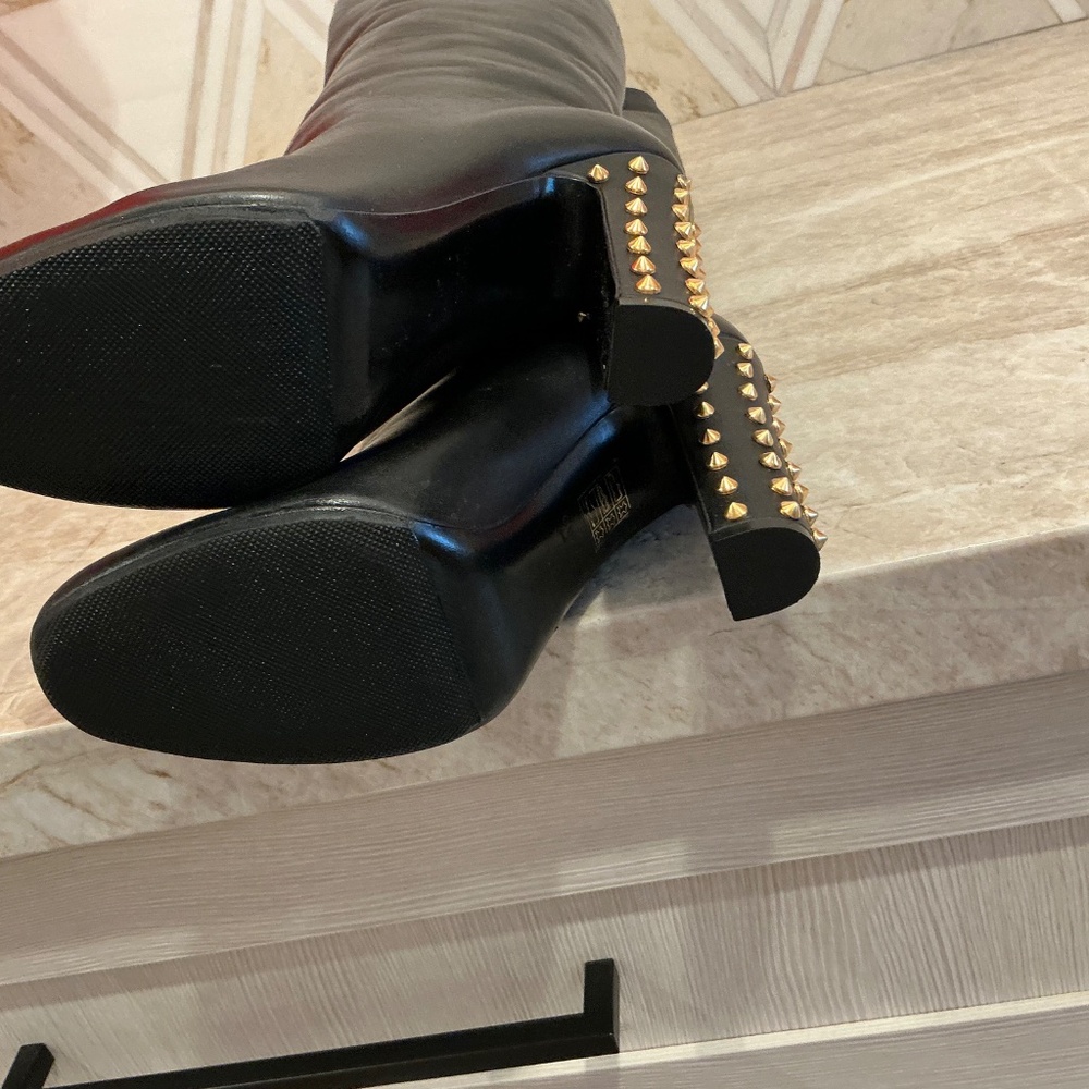 GUCCI Rodano black leather gold studded heel boots - Picture 14 of 14